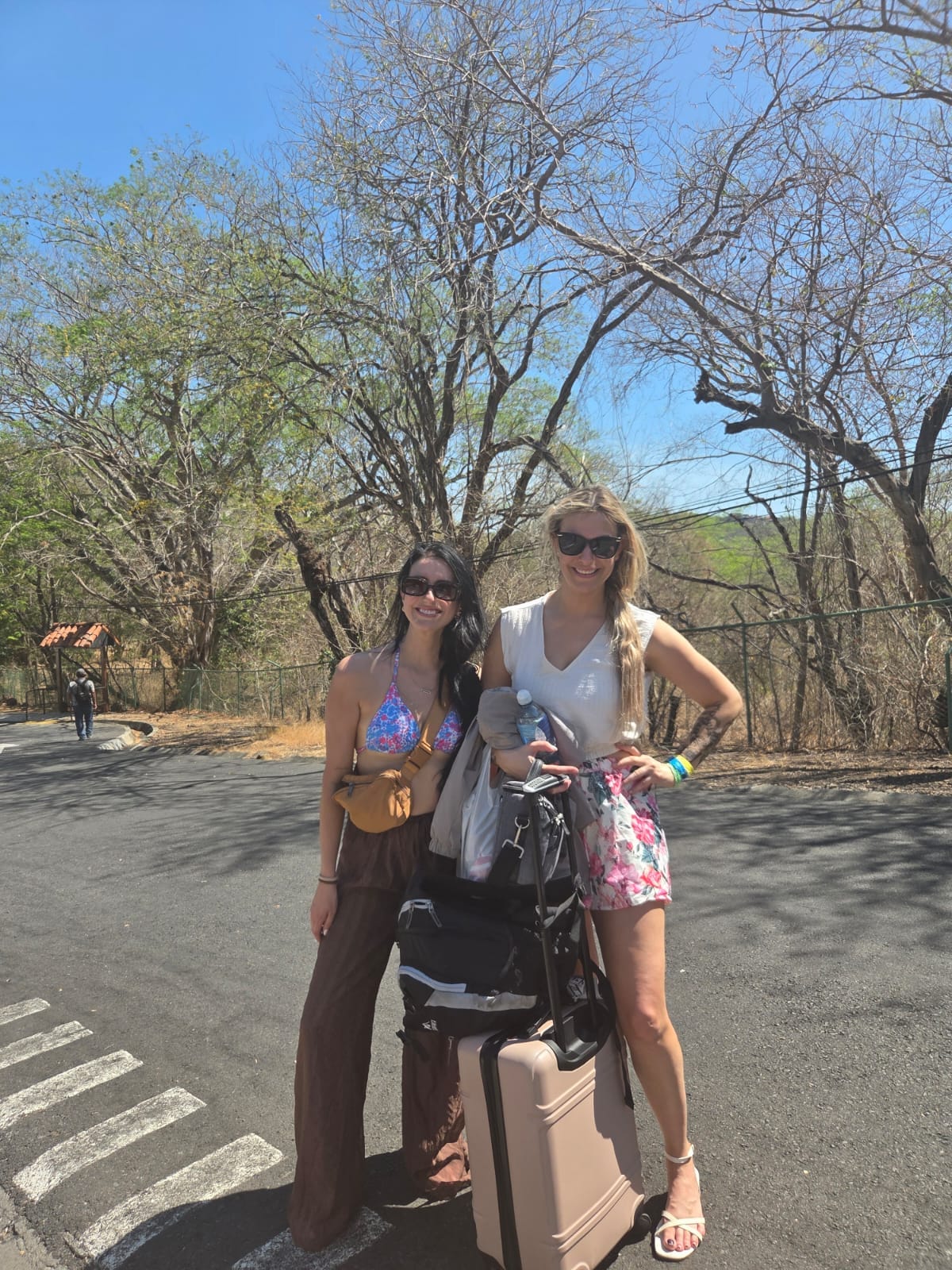 Turistas disfrutando su traslado